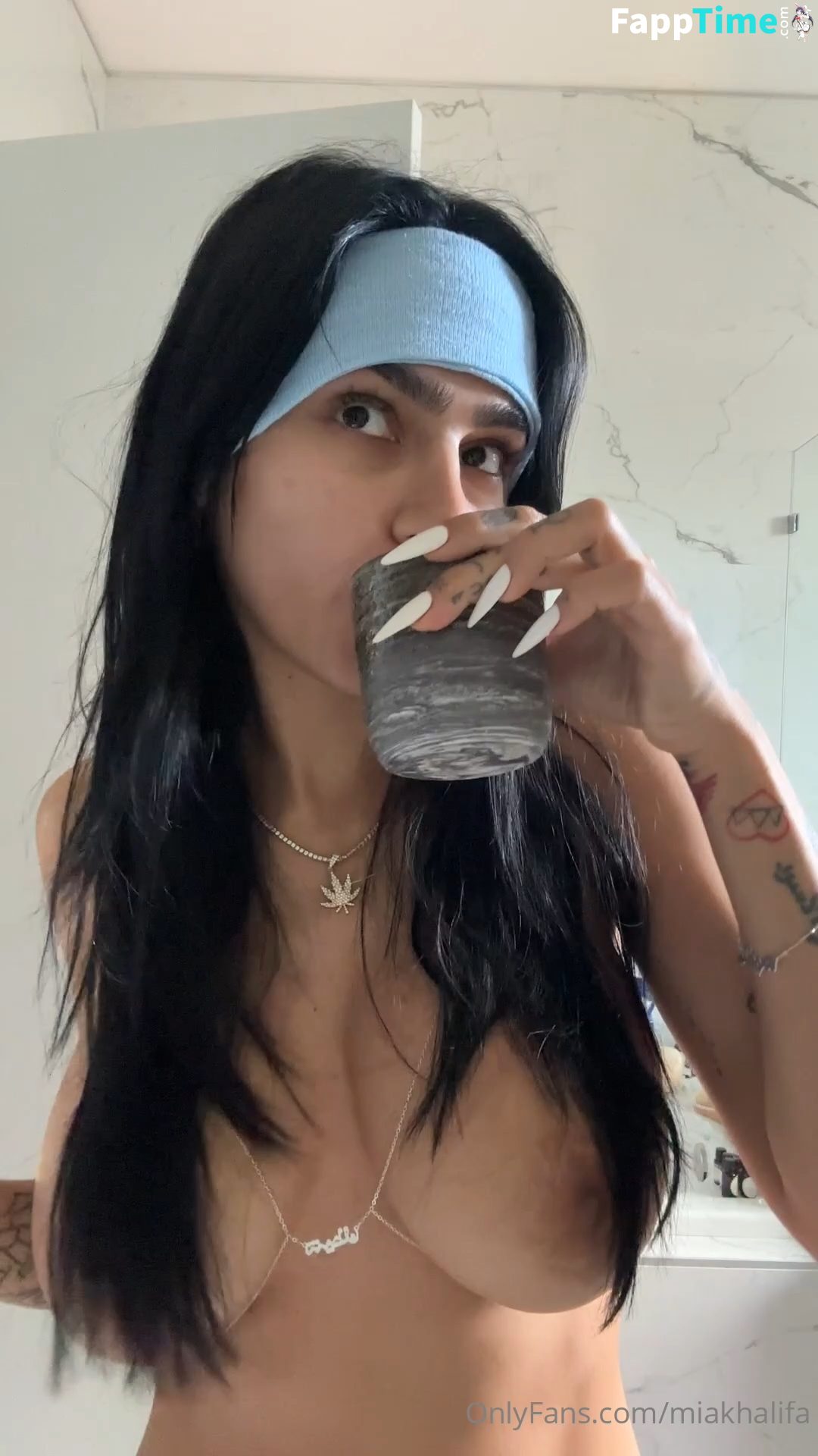 Mia Khalifa Onlyfans Leaks